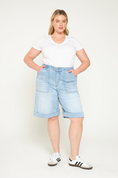 The Basset Cuffed Hem Short in Light Blue